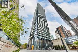 1607 - 1080 BAY STREET Toronto, ON M5S 0A5