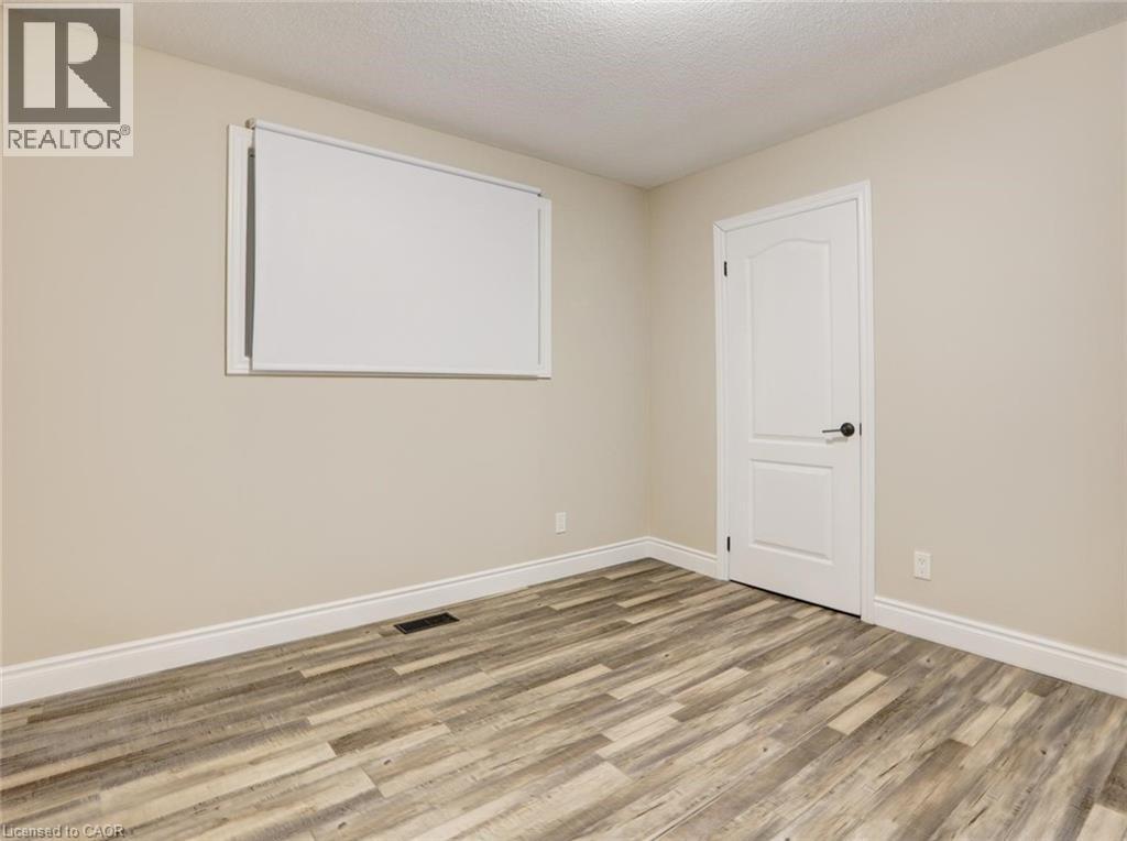 55 Silver Aspen Crescent, Kitchener, ON - Indoor Photo Showing Other Room