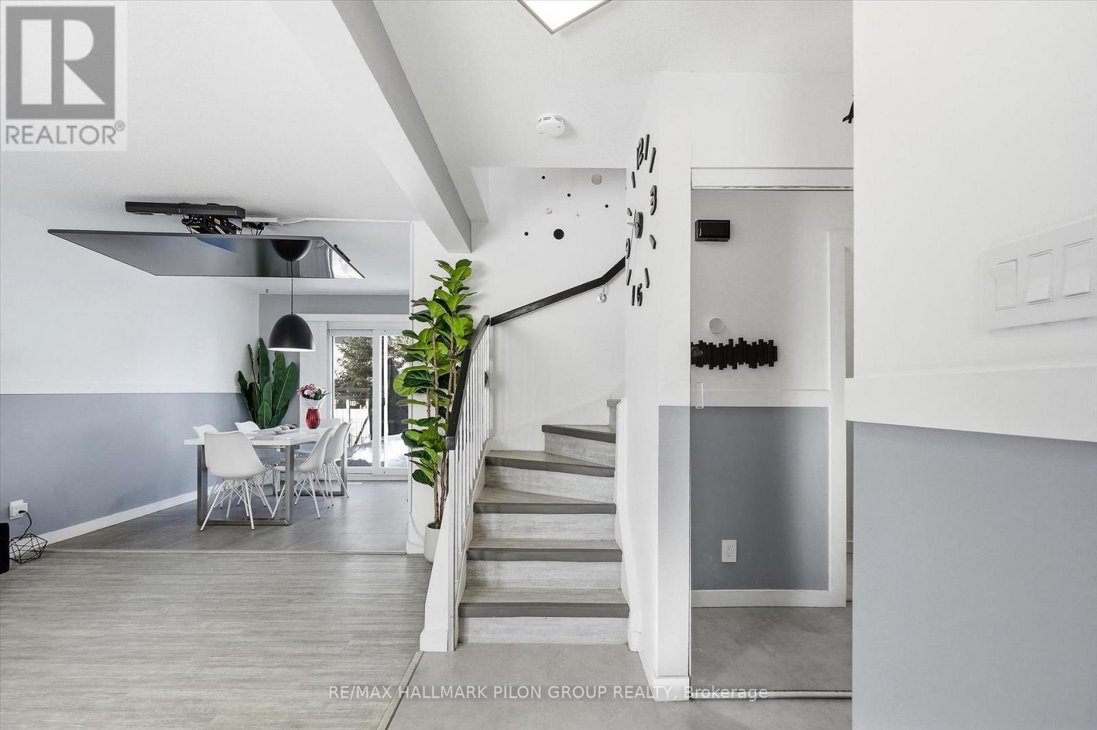 1456 Prestone Drive, Ottawa, ON - Indoor Photo Showing Other Room