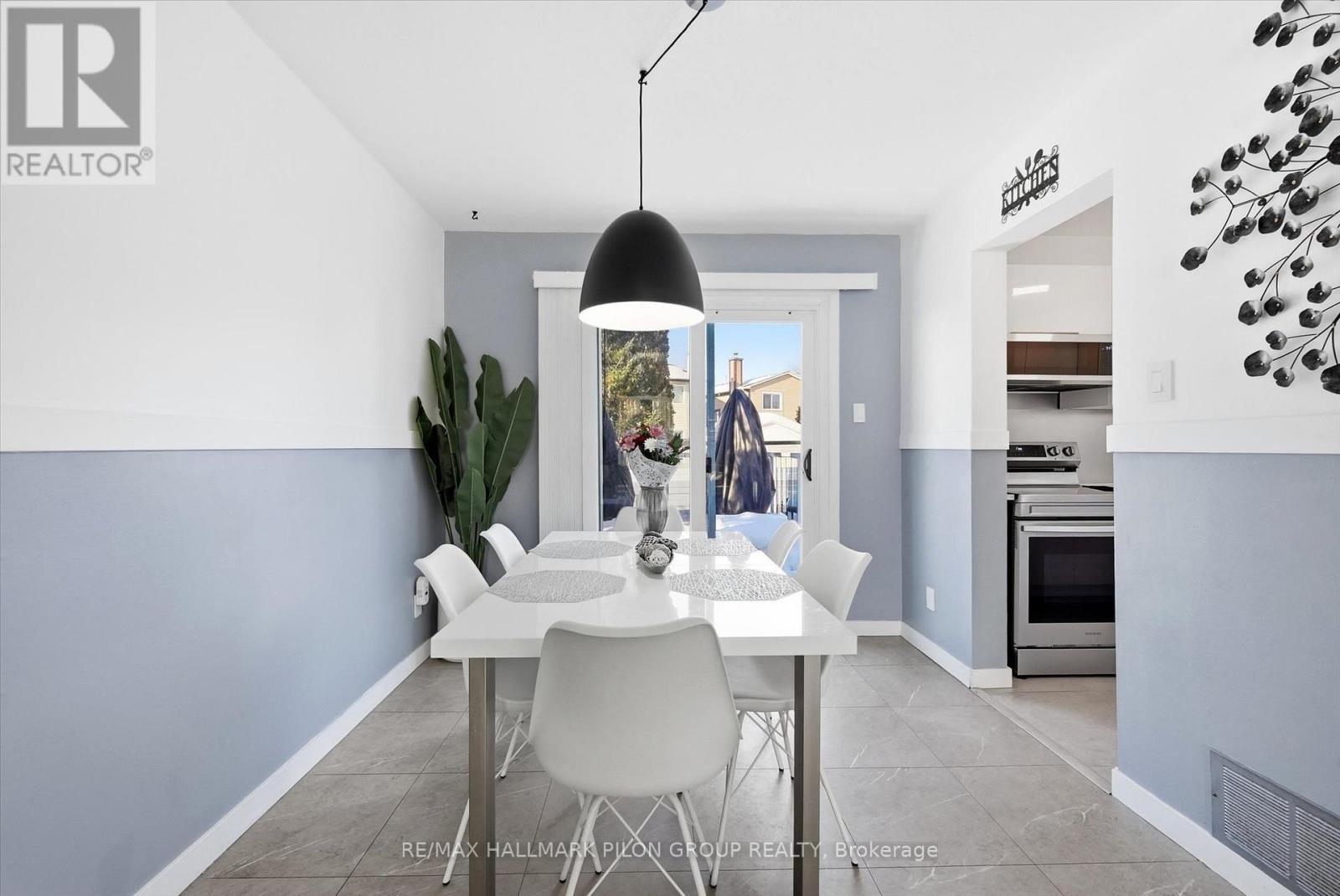 1456 Prestone Drive, Ottawa, ON - Indoor Photo Showing Dining Room