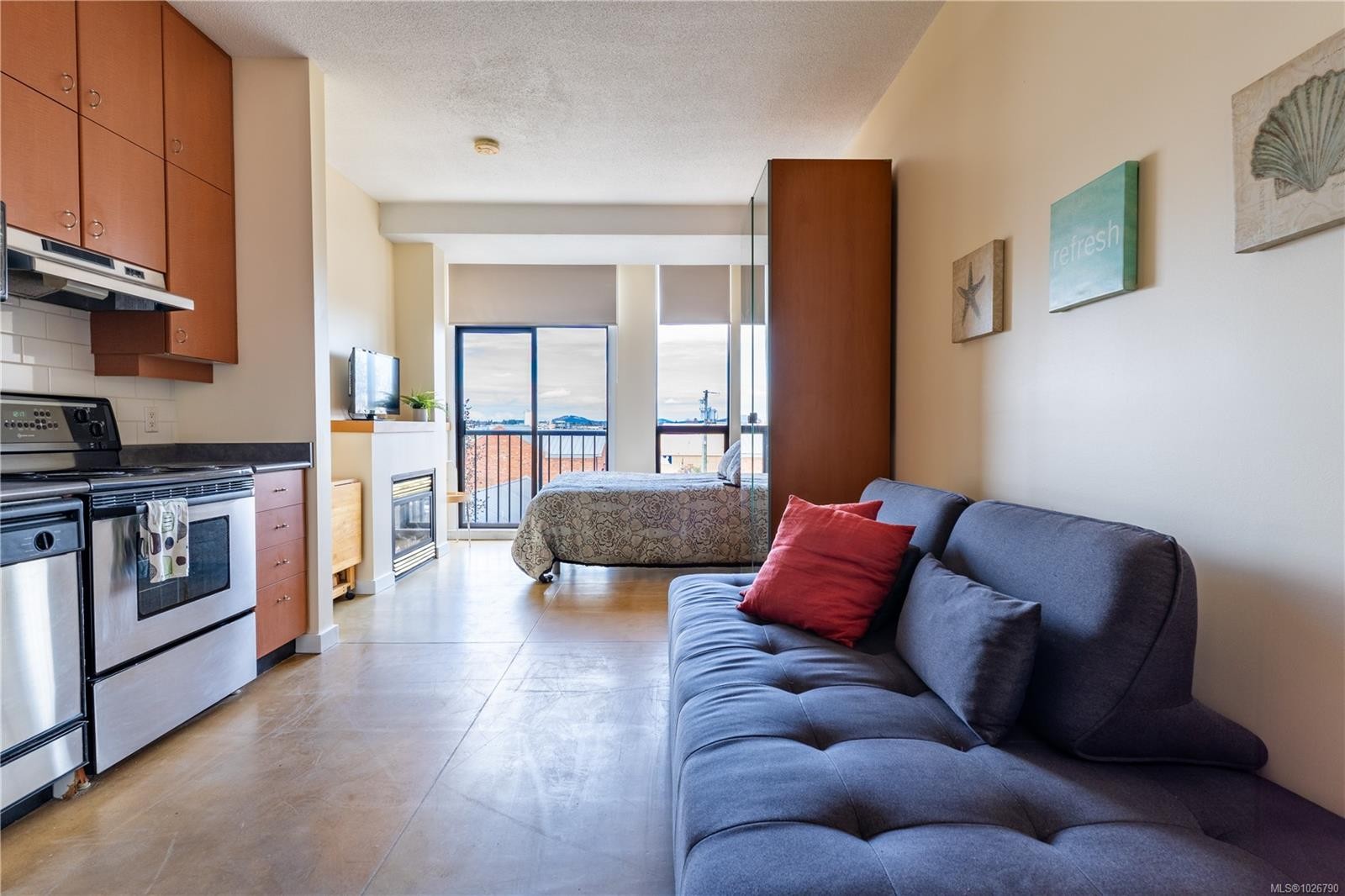 419-409 Swift St, Victoria, BC - Indoor