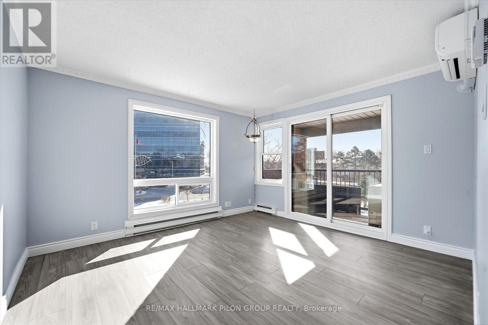 206 - 316 Savard Avenue, Ottawa, ON - Indoor