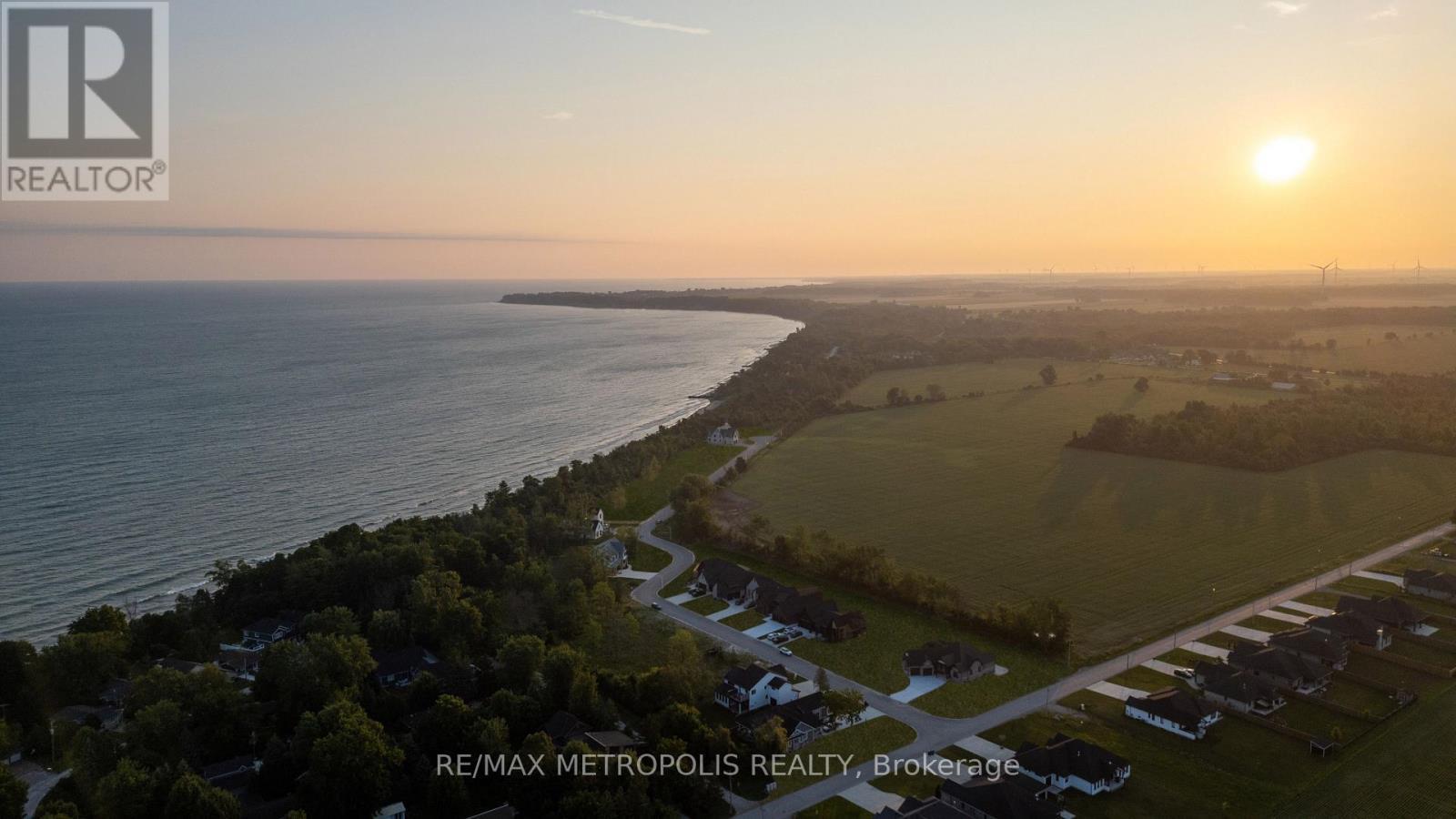 7035 Blue Coast Heights, Plympton-Wyoming, ON