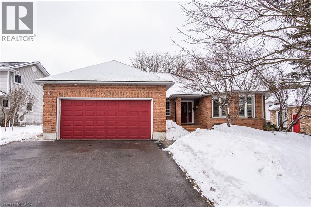 372 Gatestone Boulevard, Waterloo, ON - Outdoor