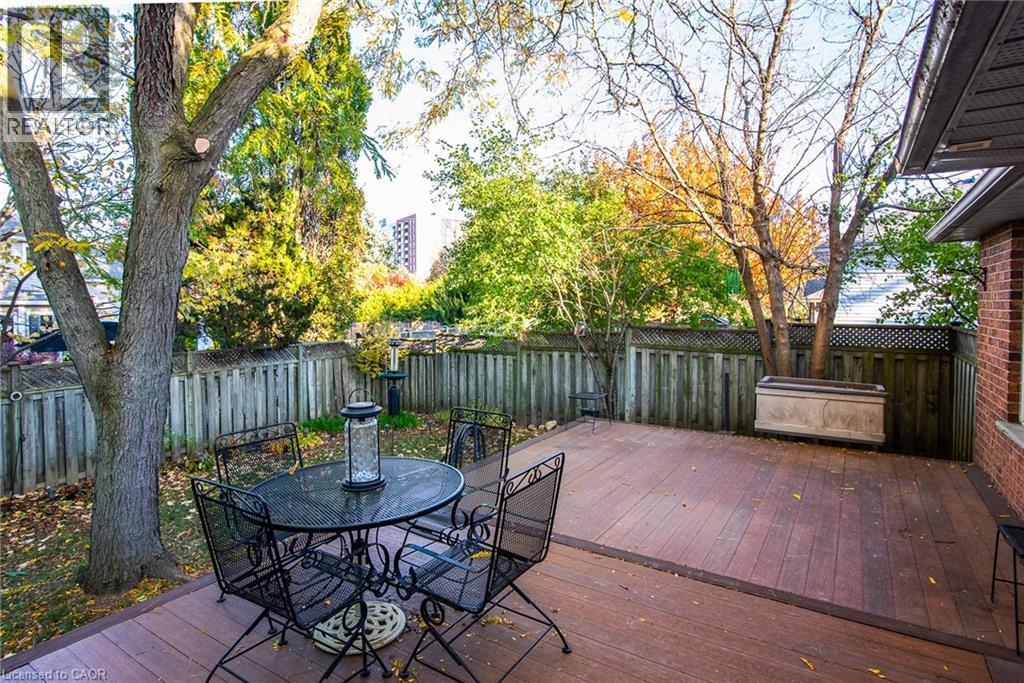 372 Gatestone Boulevard, Waterloo, ON - Outdoor With Deck Patio Veranda