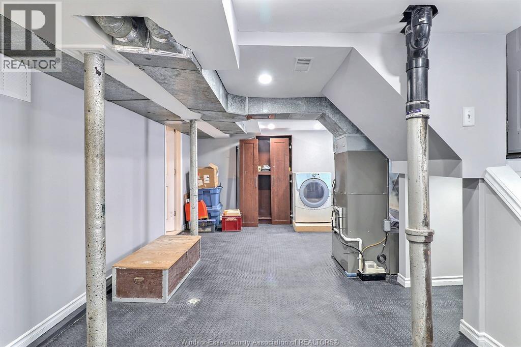 883 Pillette, Windsor, ON - Indoor