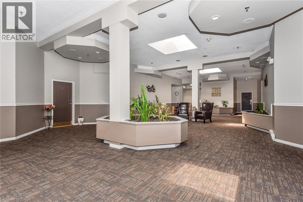 1009 Queenston Road Unit# 216, Cambridge, ON - Indoor Photo Showing Other Room