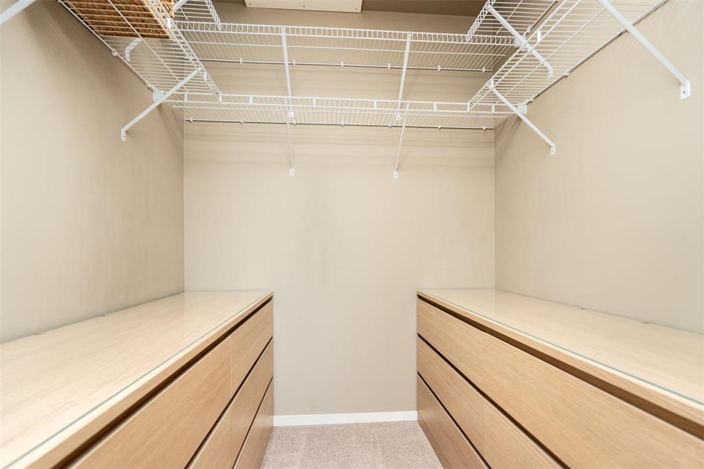 29 99 Keslar Road, Winnipeg, MB - Indoor With Storage