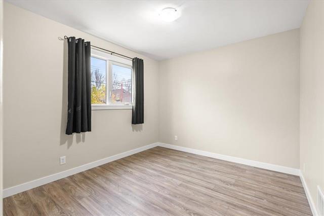 1074 Burrows Ave, Winnipeg, MB