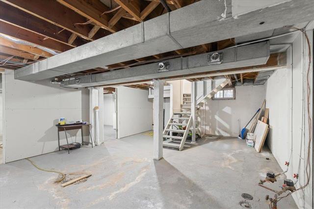 1074 Burrows Ave, Winnipeg, MB