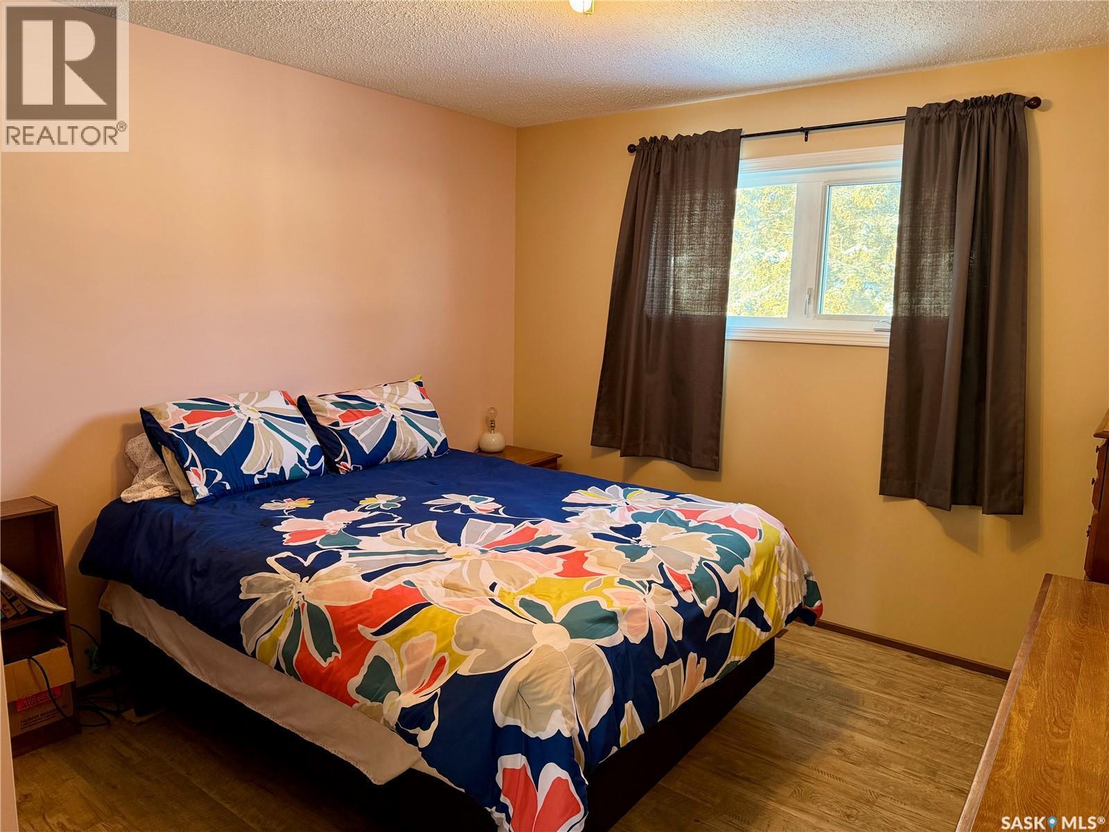 111 Graham Place, Medstead, SK - Indoor Photo Showing Bedroom