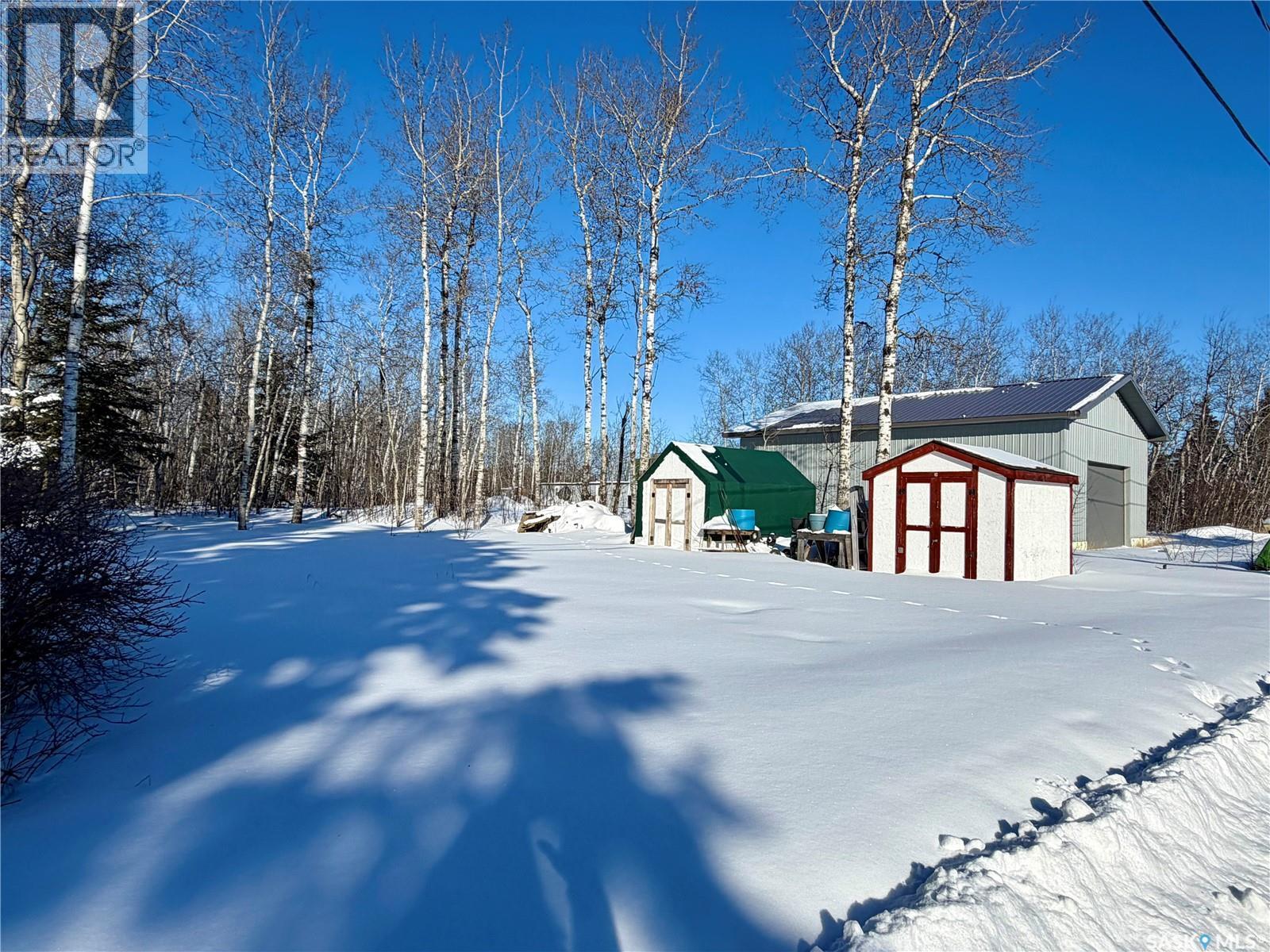 111 Graham Place, Medstead, SK - Outdoor