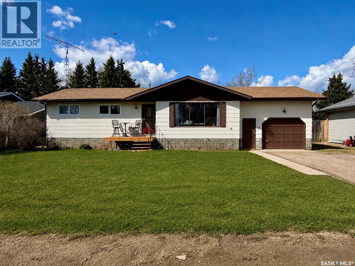 111 Graham Place, Medstead, SK - Outdoor
