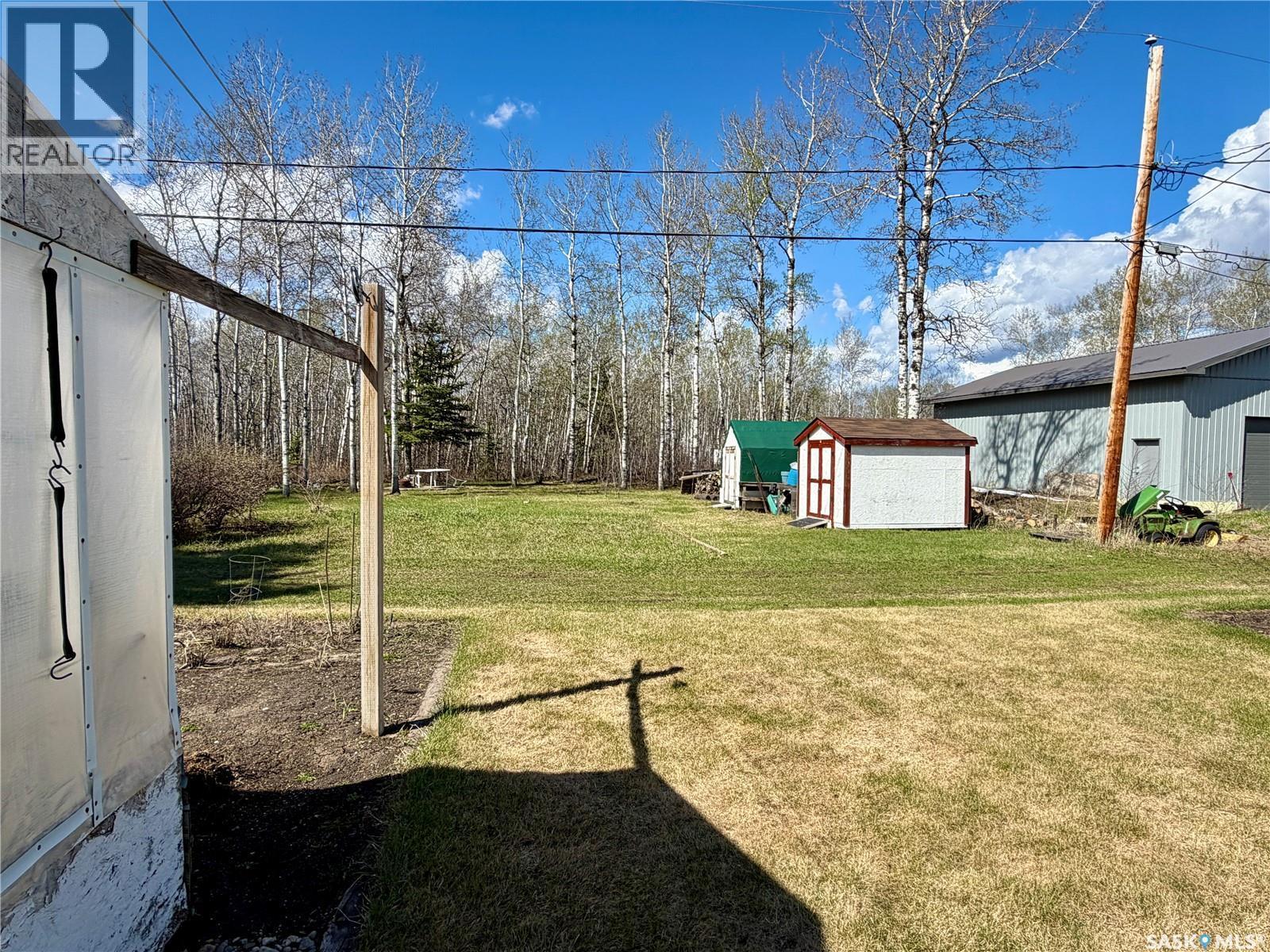 111 Graham Place, Medstead, SK - Outdoor