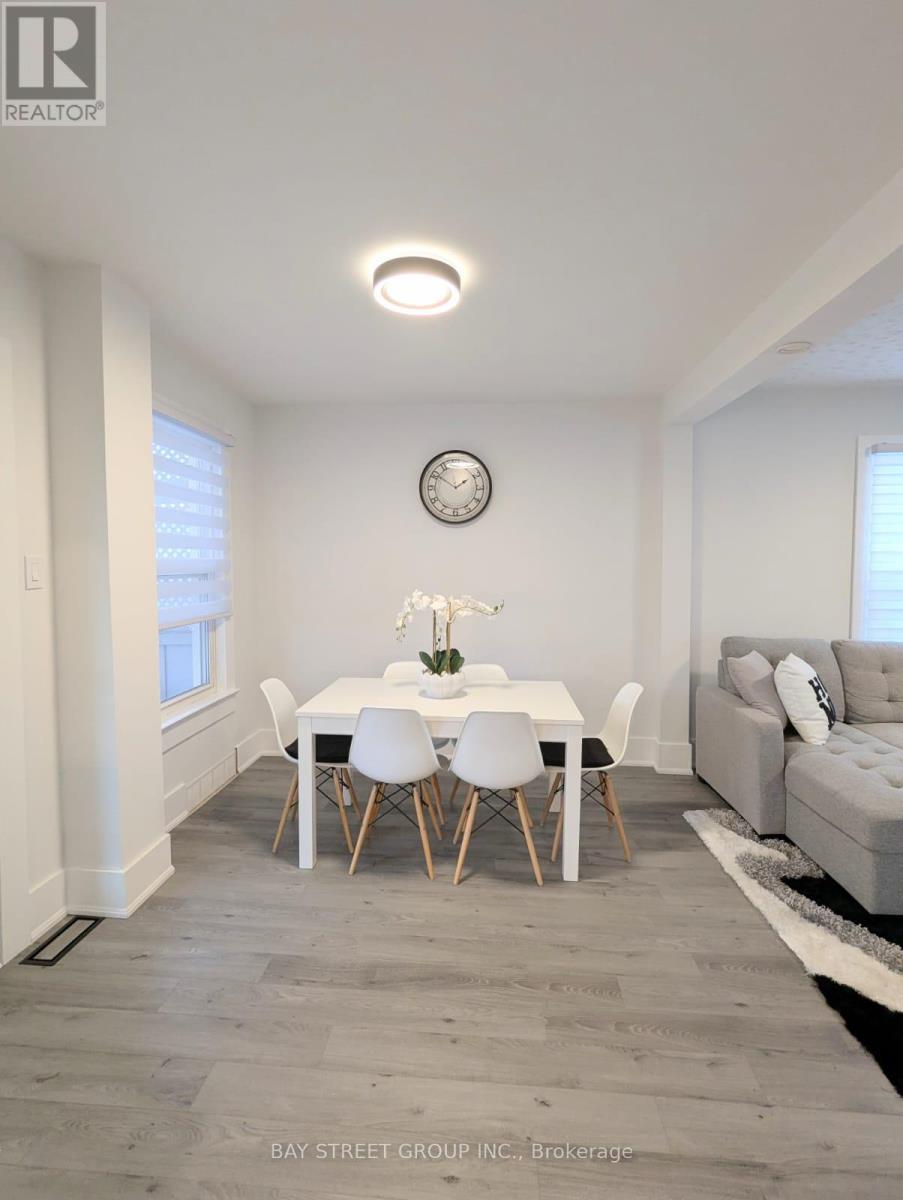 34 Tasker Street, St. Catharines, ON - Indoor Photo Showing Dining Room