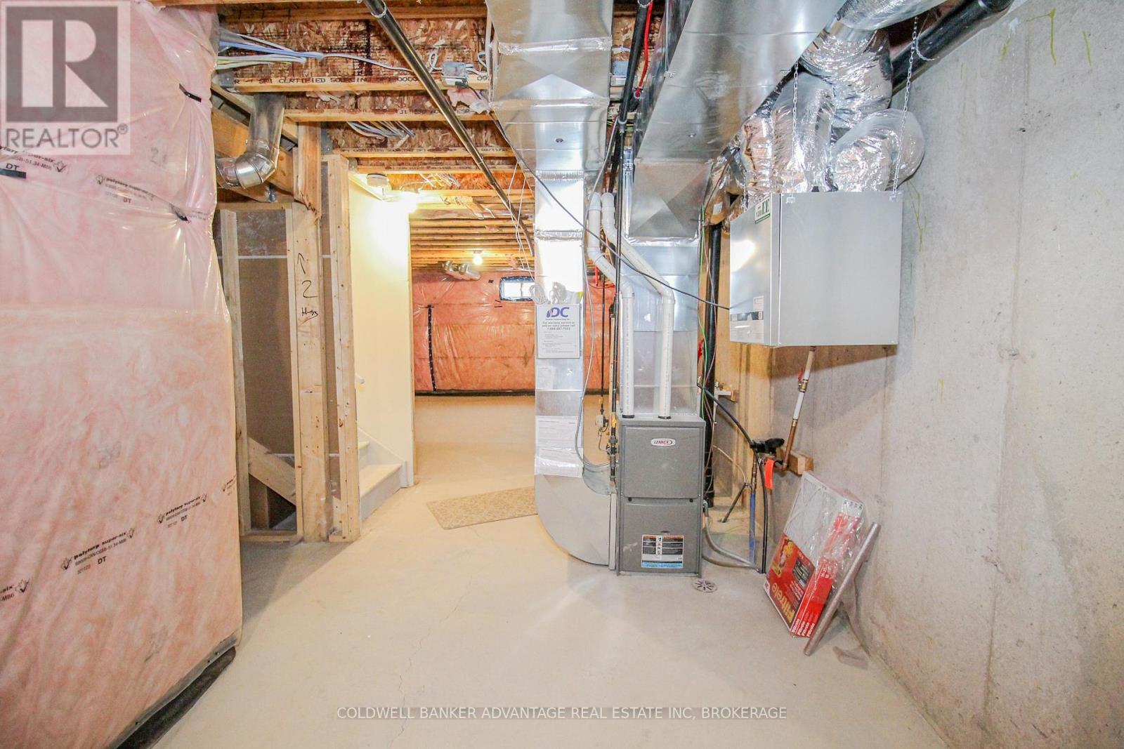 High Efficiency Furnance - 77 Keelson Street, Welland (Dain City), ON - Indoor Photo Showing Basement