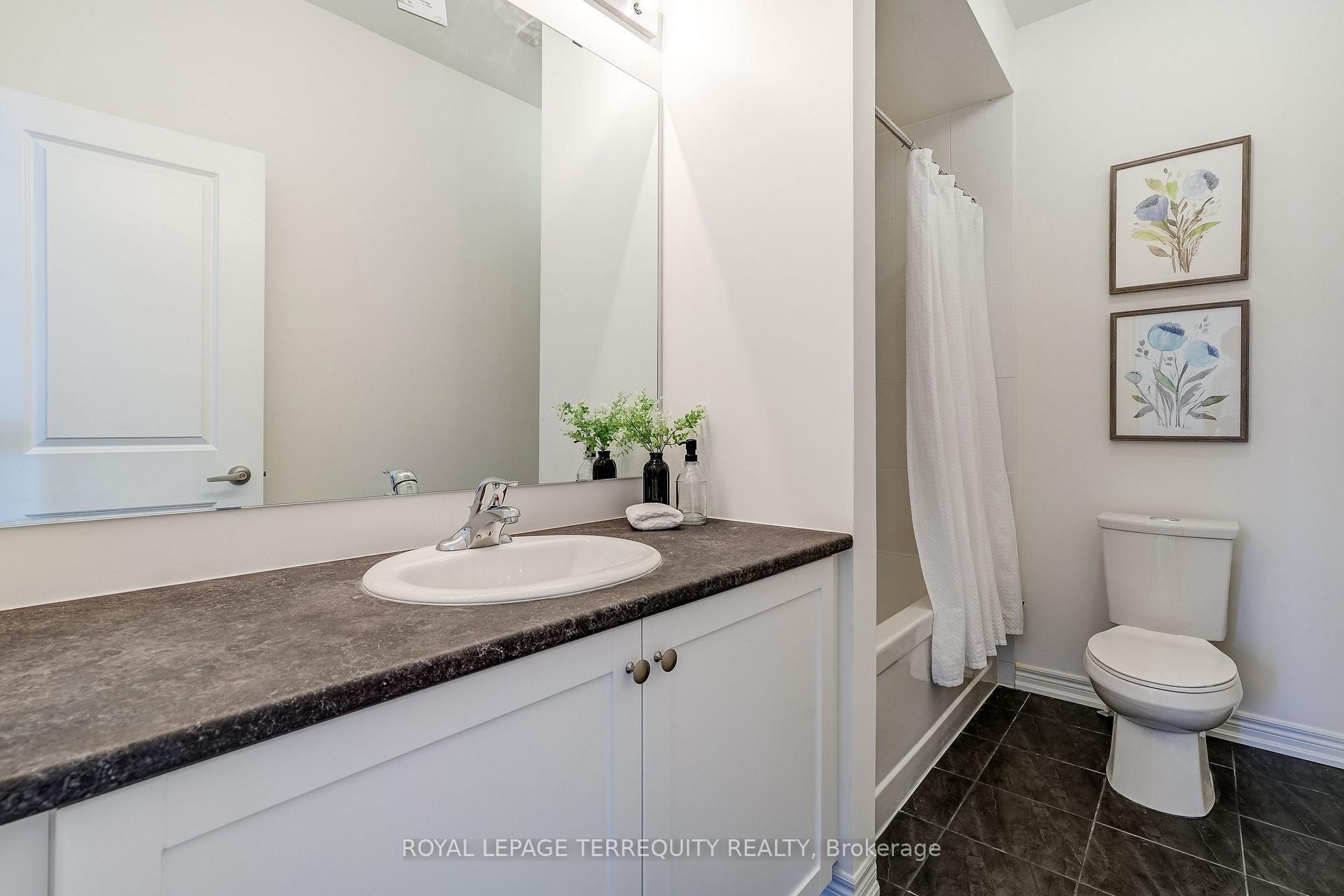 2964 Starlight Drive, Pickering, ON - Indoor Photo Showing Bathroom