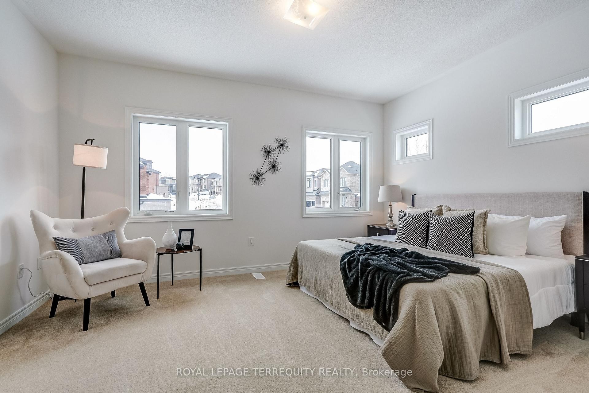 2964 Starlight Drive, Pickering, ON - Indoor Photo Showing Bedroom