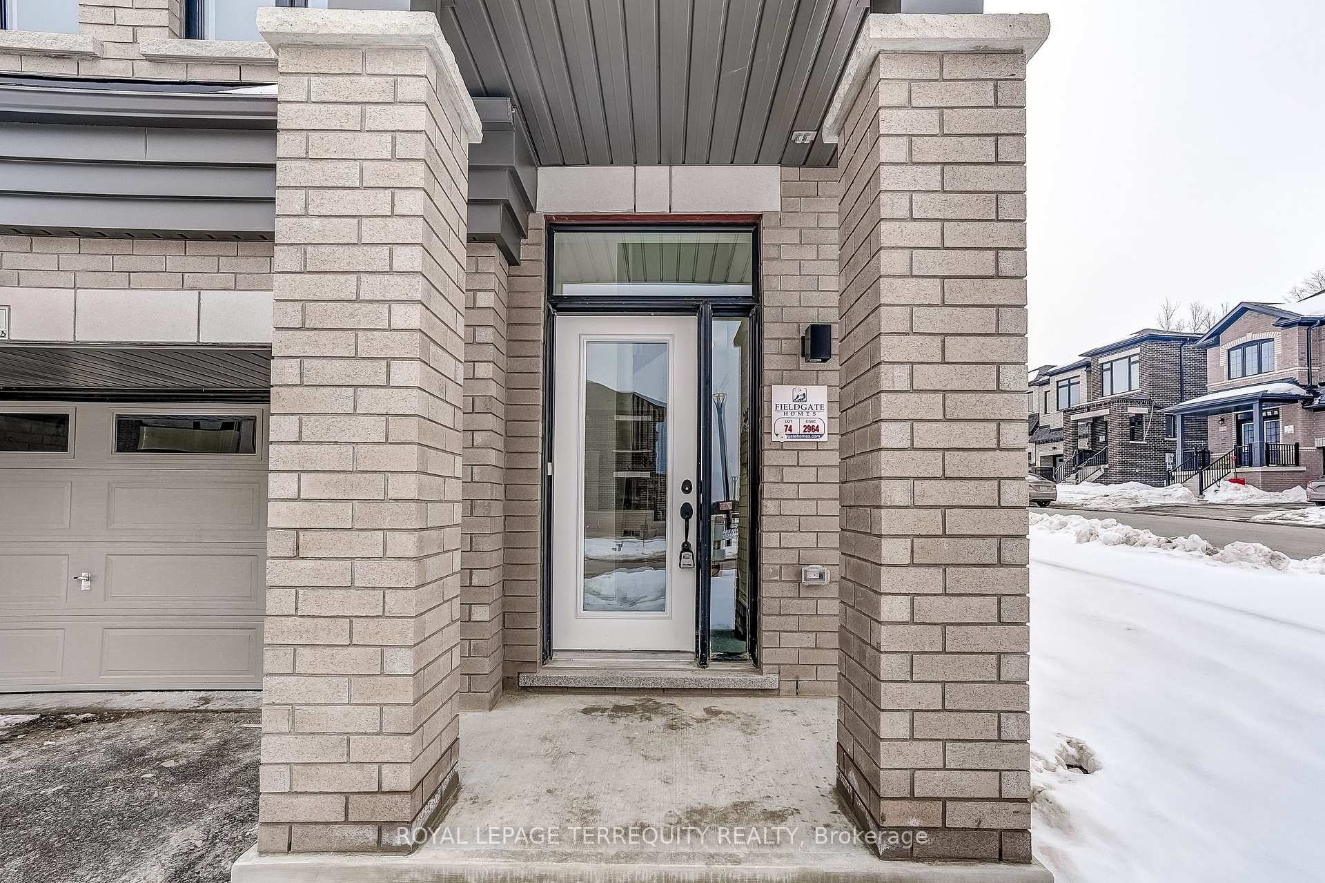 2964 Starlight Drive, Pickering, ON - Outdoor