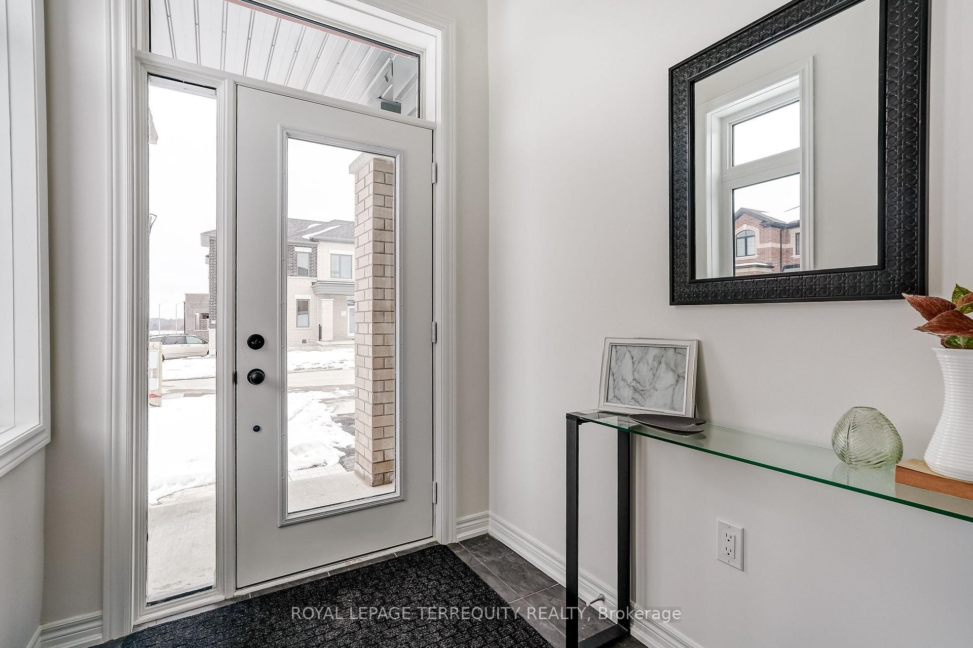 2964 Starlight Drive, Pickering, ON - Indoor Photo Showing Other Room