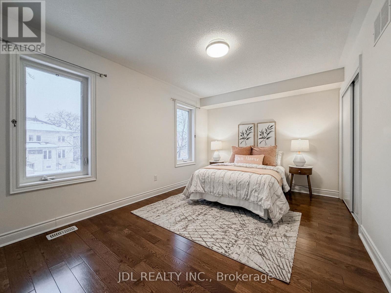 3 Garvin Mews, Toronto, ON - Indoor Photo Showing Bedroom