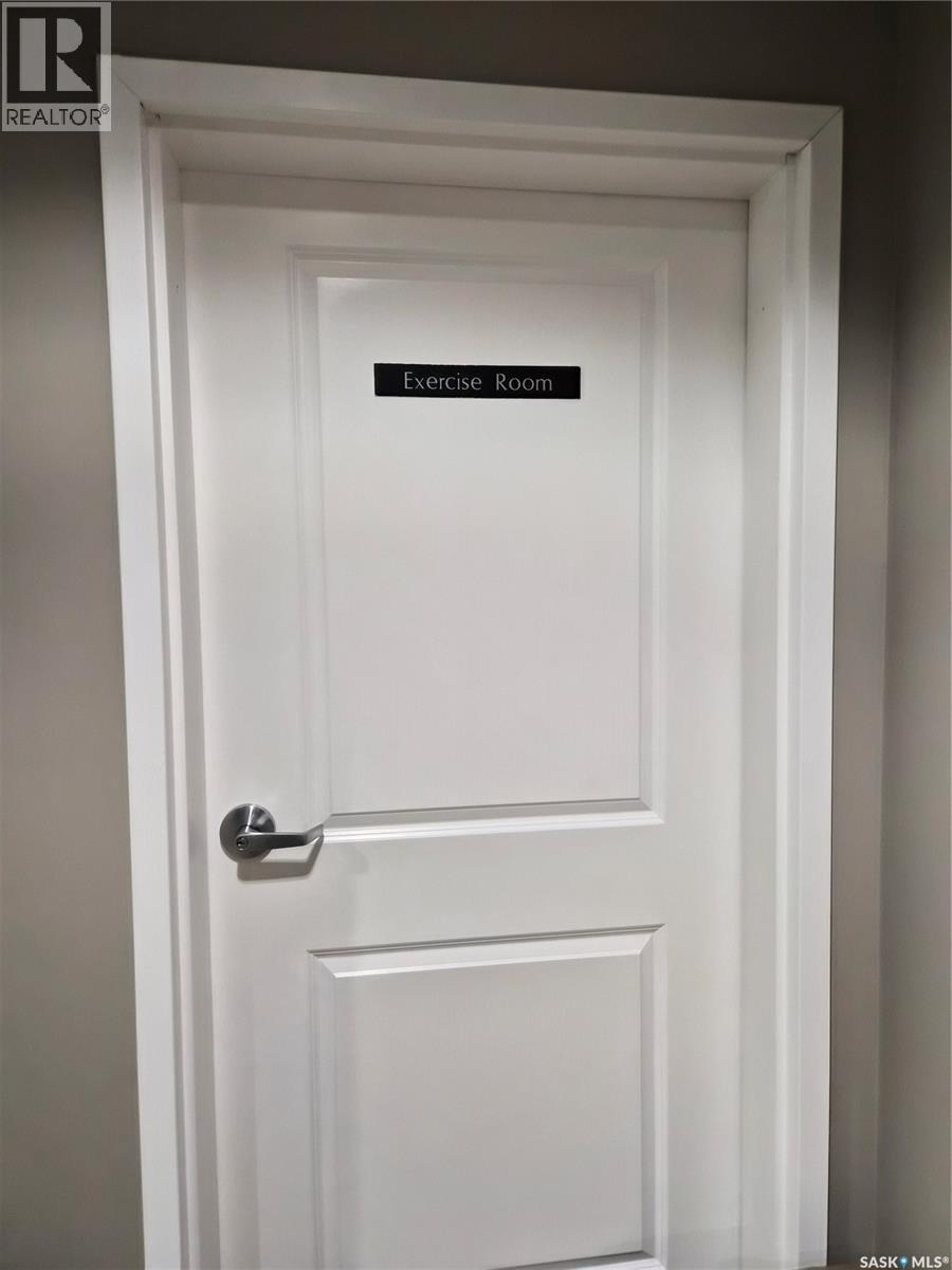 108 110 Armistice Way, Saskatoon, SK - Indoor Photo Showing Other Room