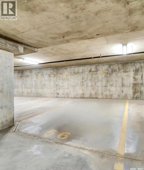 108 110 Armistice Way, Saskatoon, SK - Indoor