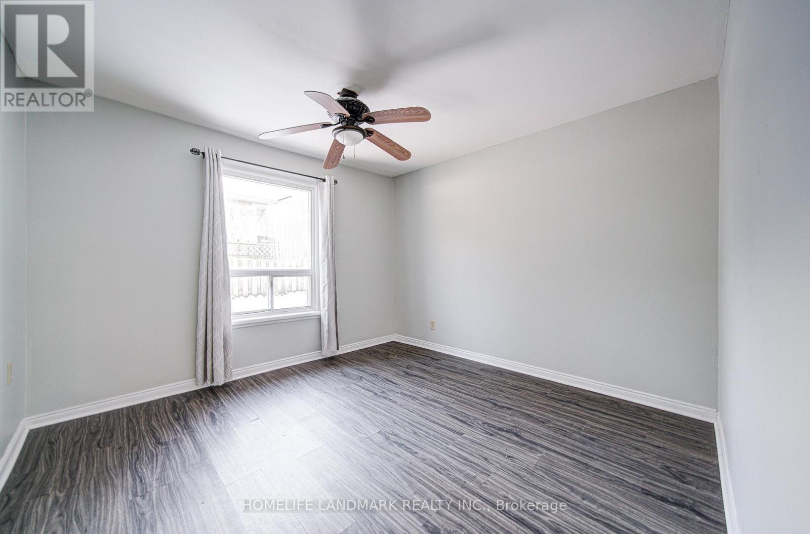 21654 Warden Avenue, East Gwillimbury, ON - Indoor Photo Showing Other Room
