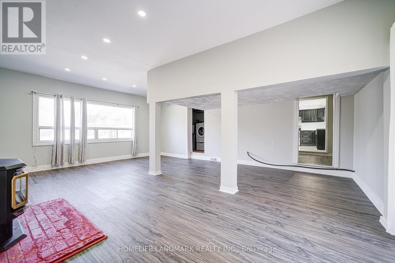 21654 Warden Avenue, East Gwillimbury, ON - Indoor