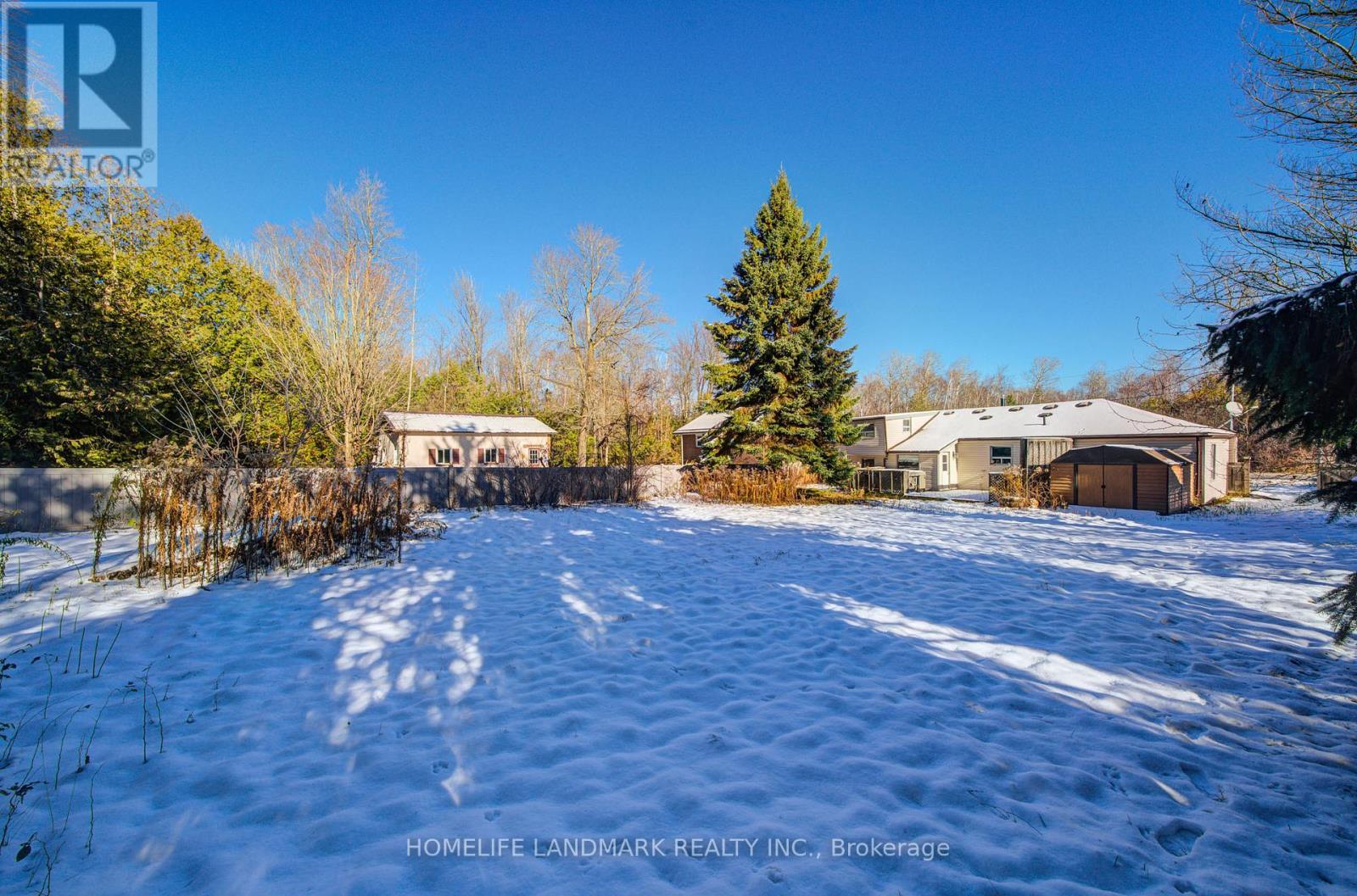 21654 Warden Avenue, East Gwillimbury, ON - Outdoor