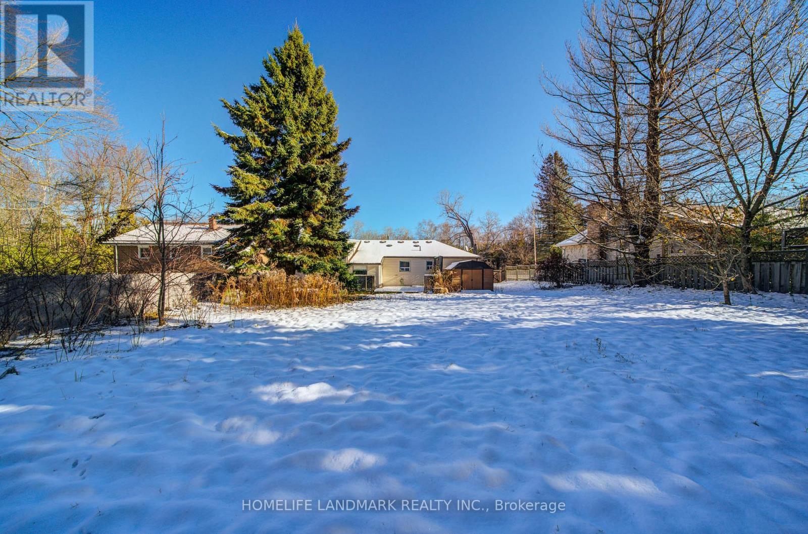 21654 Warden Avenue, East Gwillimbury, ON - Outdoor