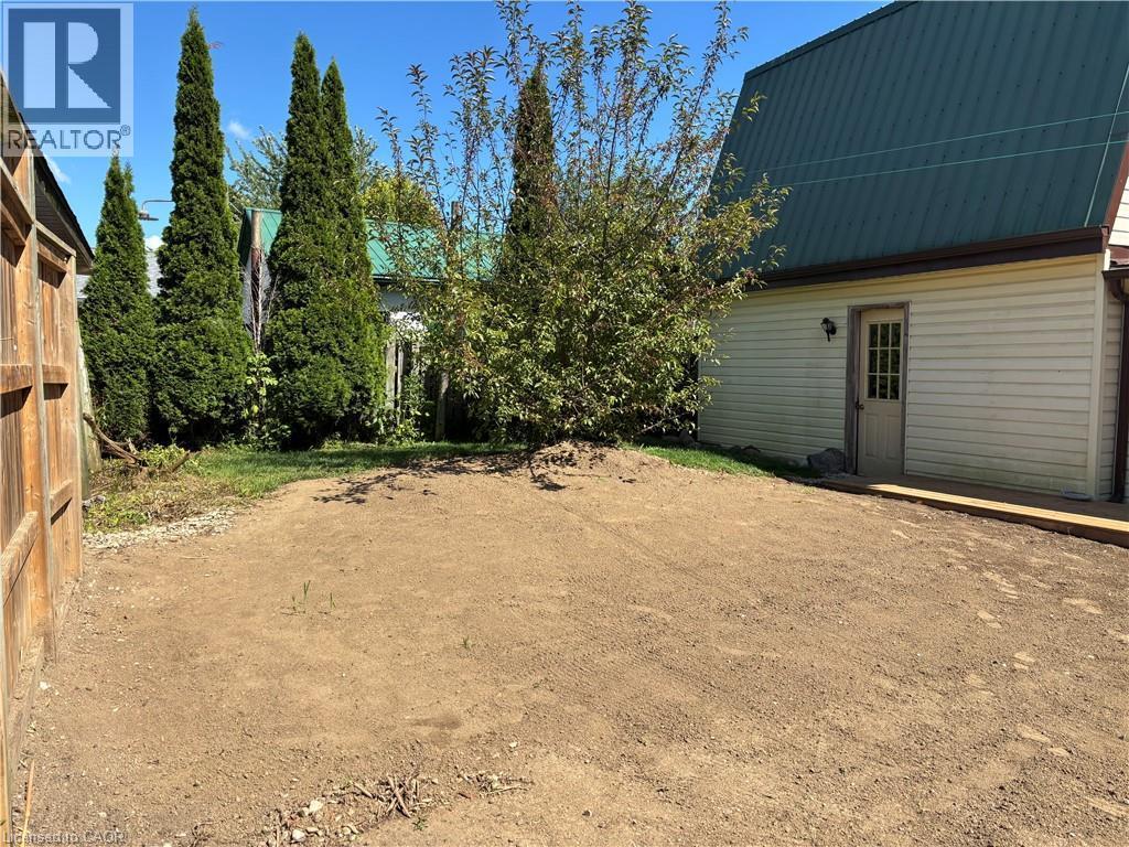 12 Walpole Drive, Jarvis, ON - Outdoor