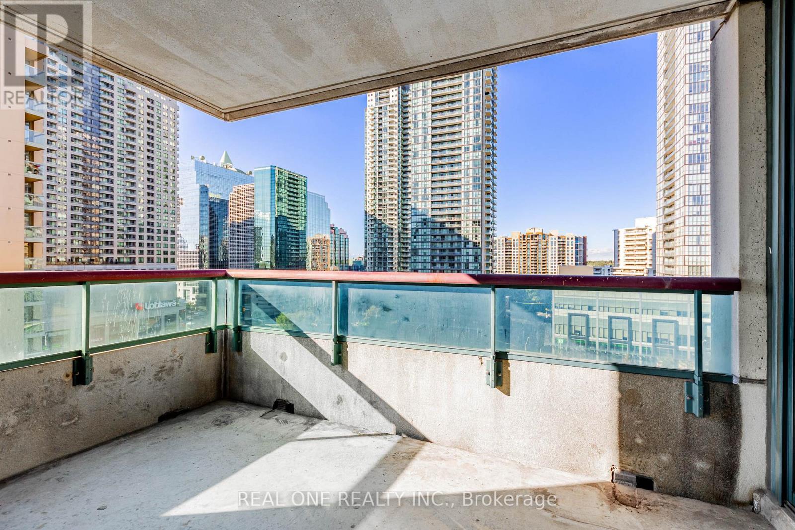 1503 - 238 Doris Avenue, Toronto, ON - Outdoor With Balcony