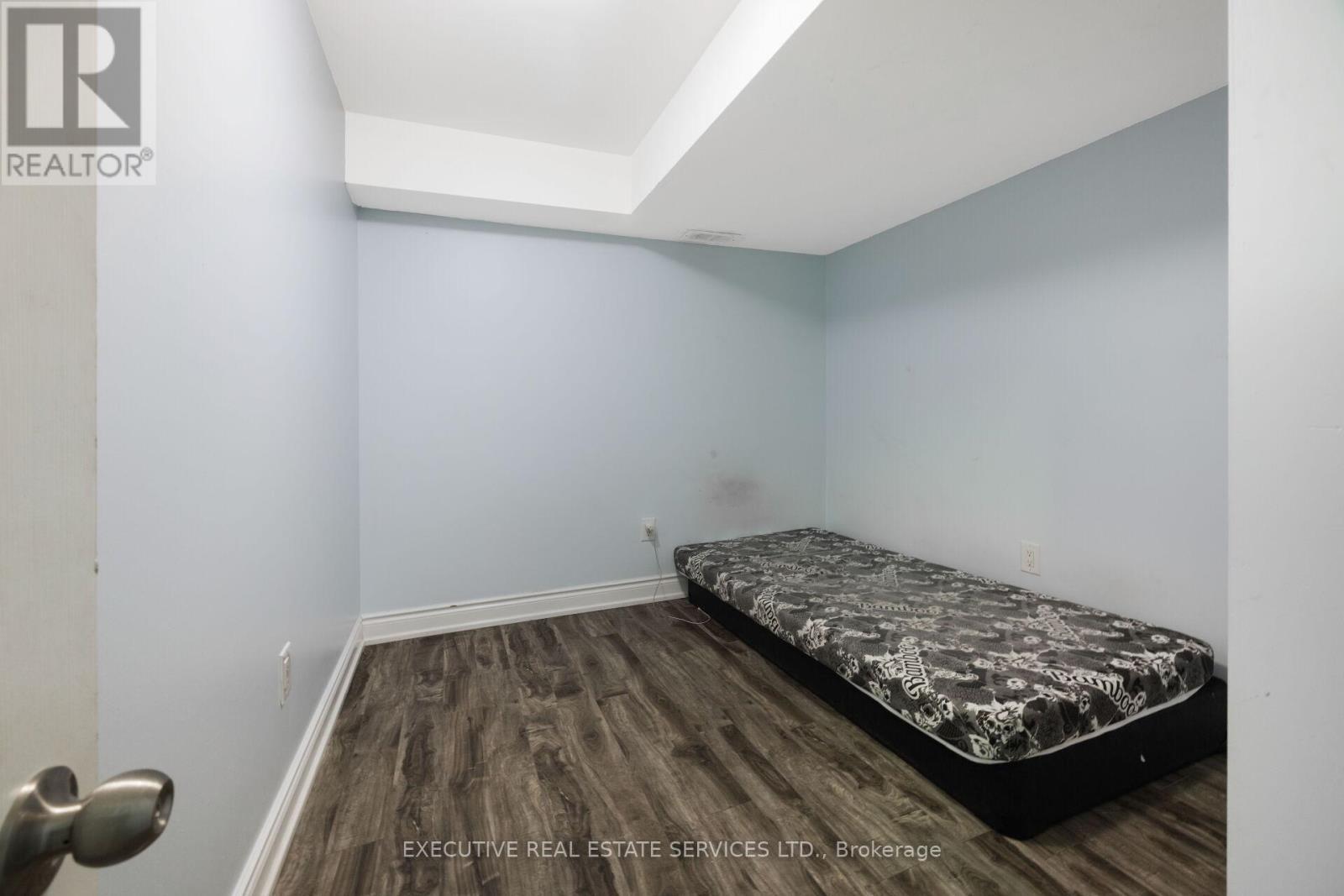 43 Susan Avenue, Brampton, ON - Indoor Photo Showing Bedroom