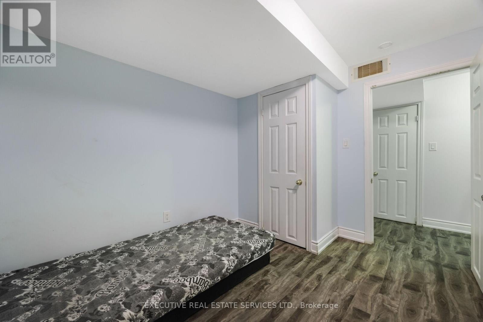 43 Susan Avenue, Brampton, ON - Indoor Photo Showing Bedroom