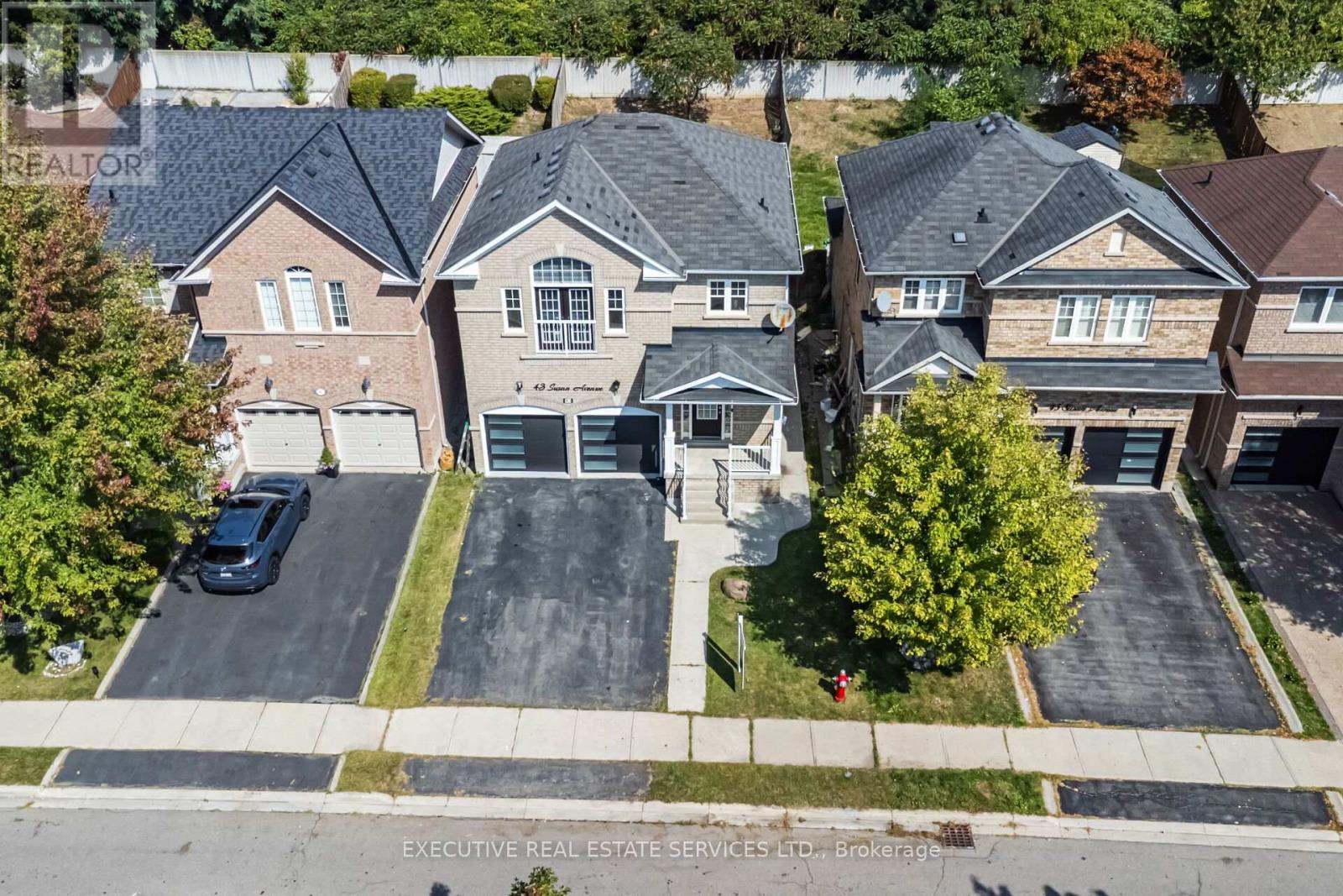 43 Susan Avenue, Brampton, ON - Outdoor