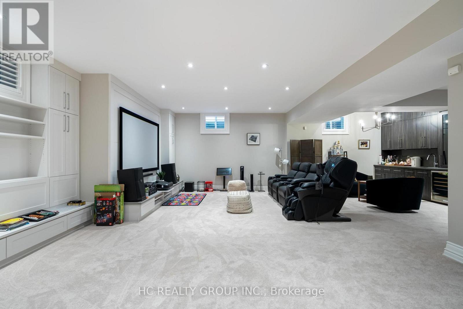 11 Chipstead Road, Toronto, ON - Indoor