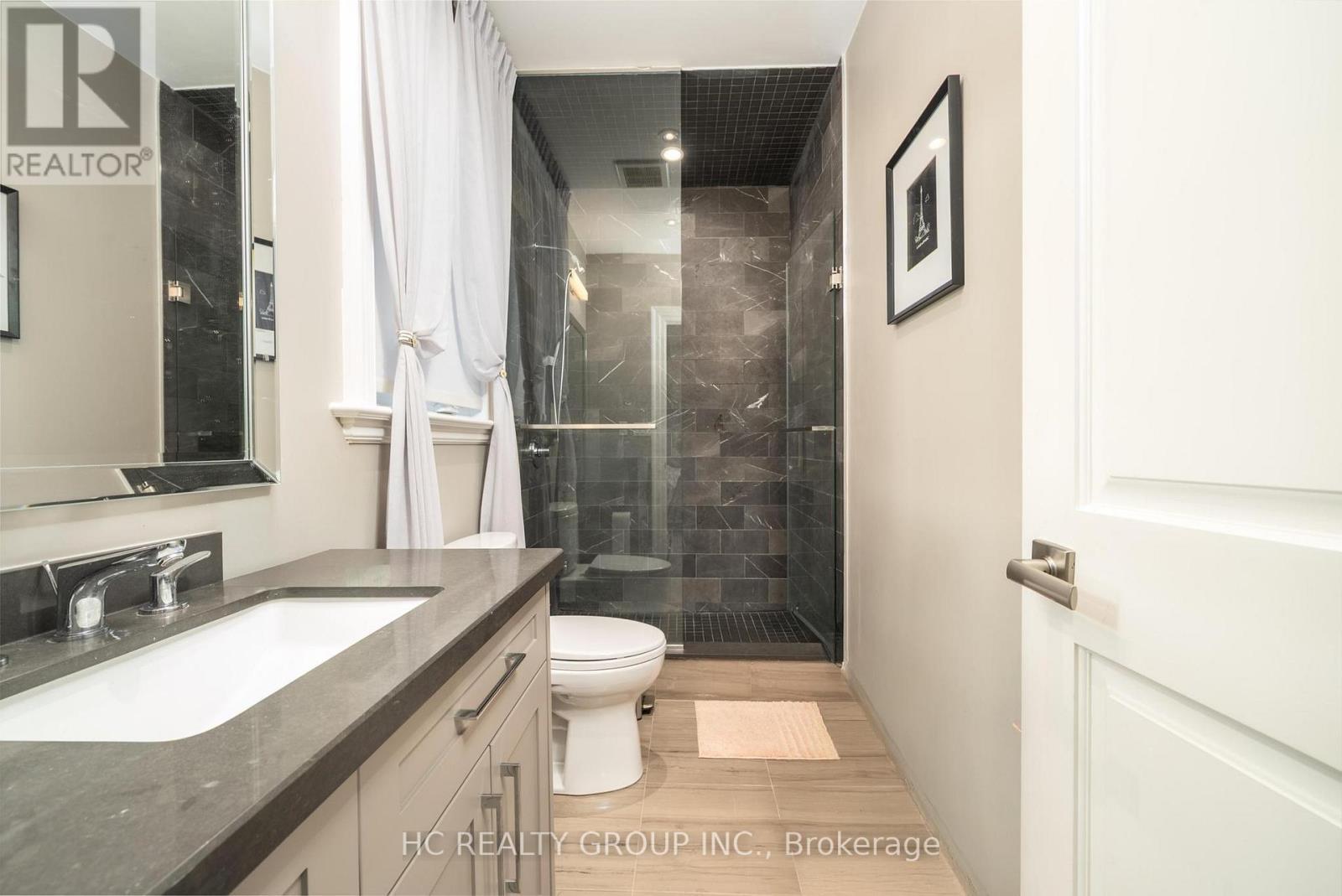 11 Chipstead Road, Toronto, ON - Indoor Photo Showing Bathroom