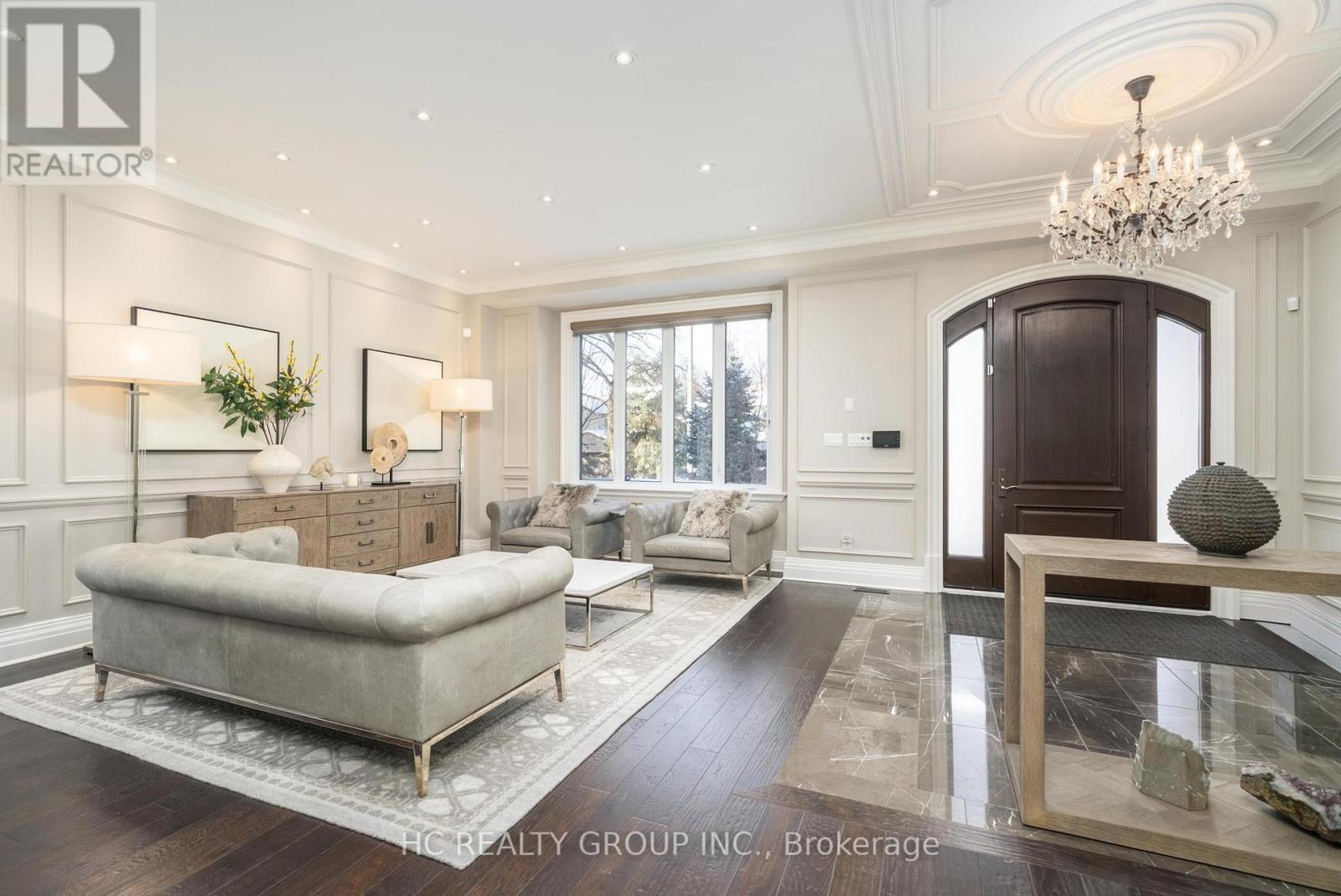 11 Chipstead Road, Toronto, ON - Indoor Photo Showing Other Room