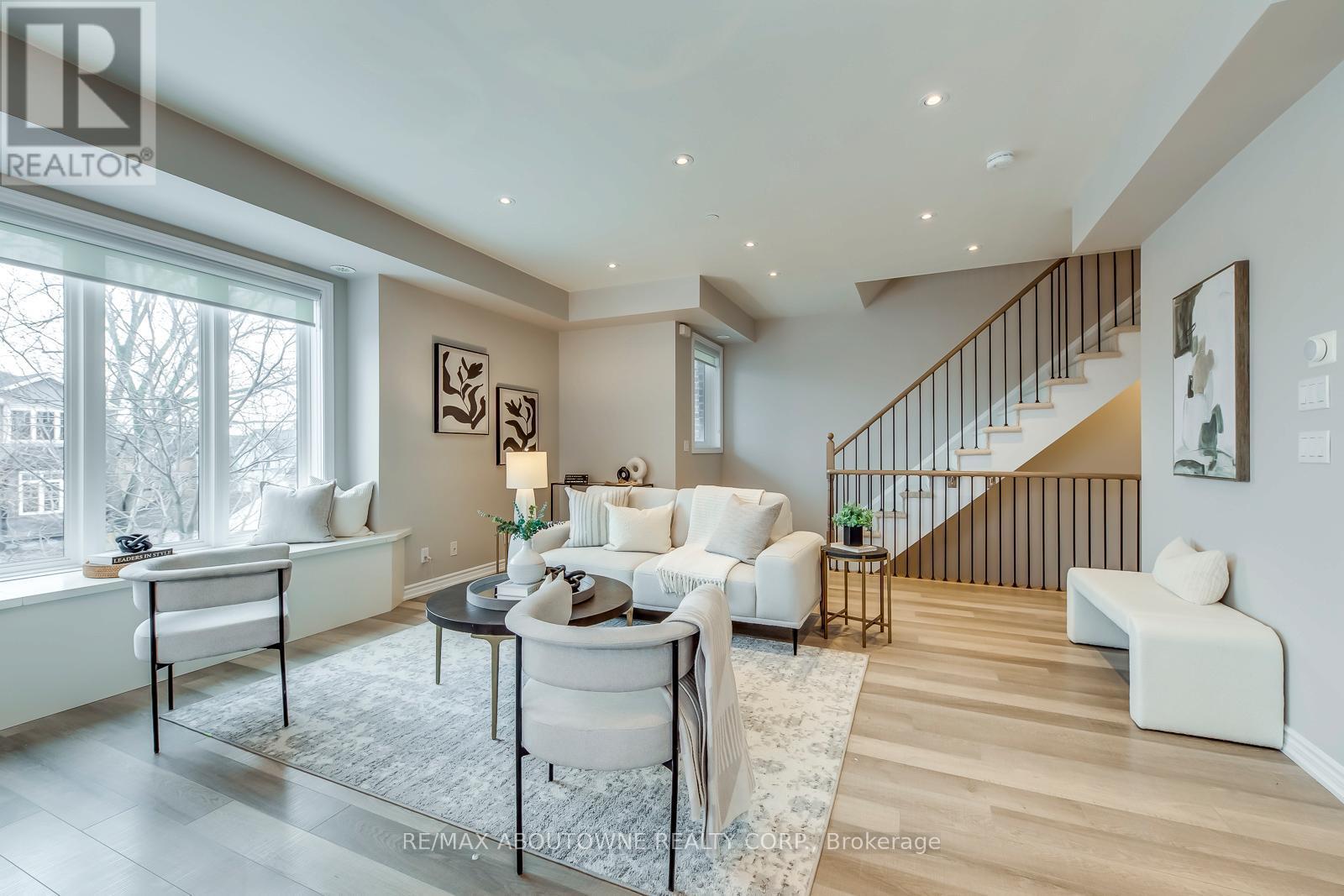 107 - 40 Carnation Avenue, Toronto, ON - Indoor