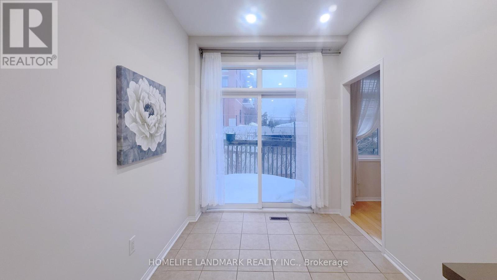 42 - 10 Post Oak Drive, Richmond Hill, ON - Indoor Photo Showing Other Room