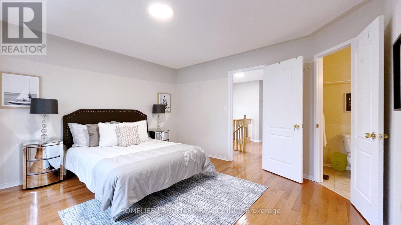 42 - 10 Post Oak Drive, Richmond Hill, ON - Indoor Photo Showing Bedroom