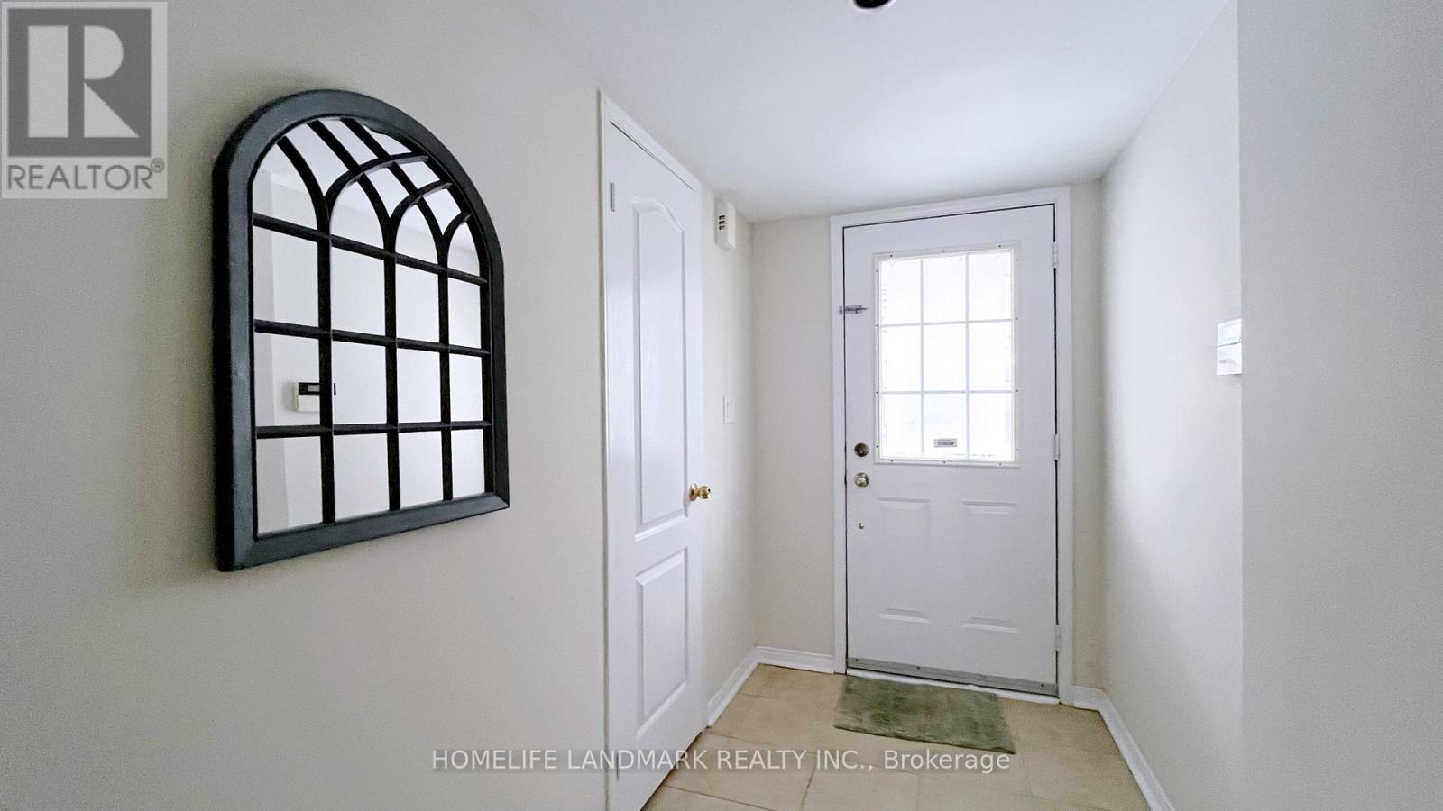 42 - 10 Post Oak Drive, Richmond Hill, ON - Indoor Photo Showing Other Room