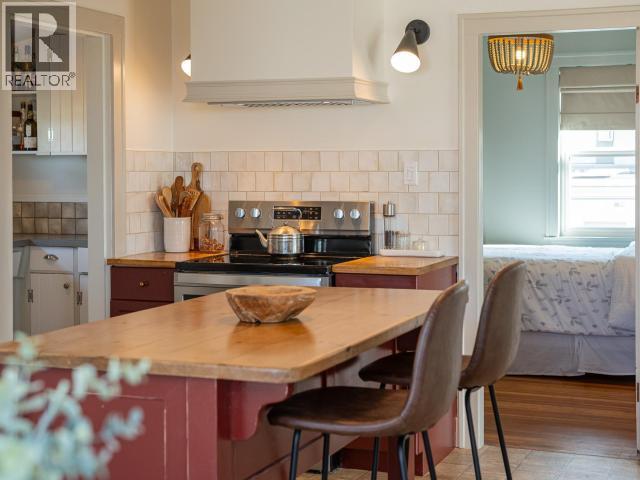 6937 Jasper Street, Powell River, BC - Indoor