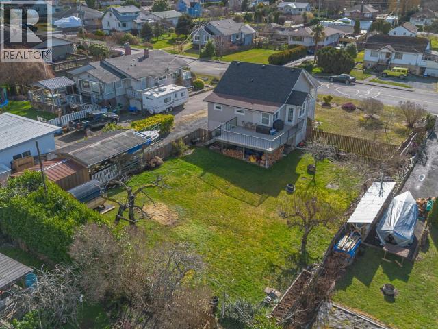 6937 Jasper Street, Powell River, BC - Outdoor With View