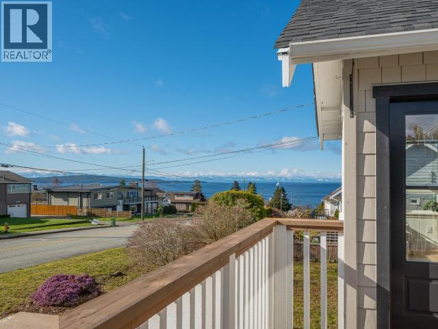 6937 Jasper Street, Powell River, BC - Outdoor