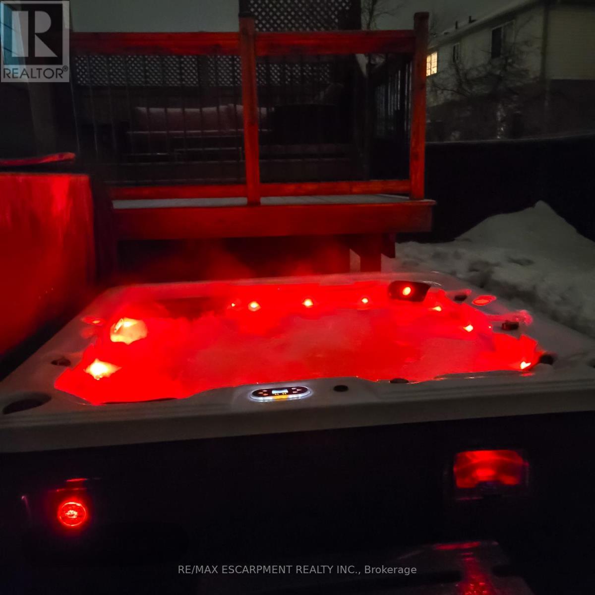 8 Bousfield Court, Hamilton, ON -