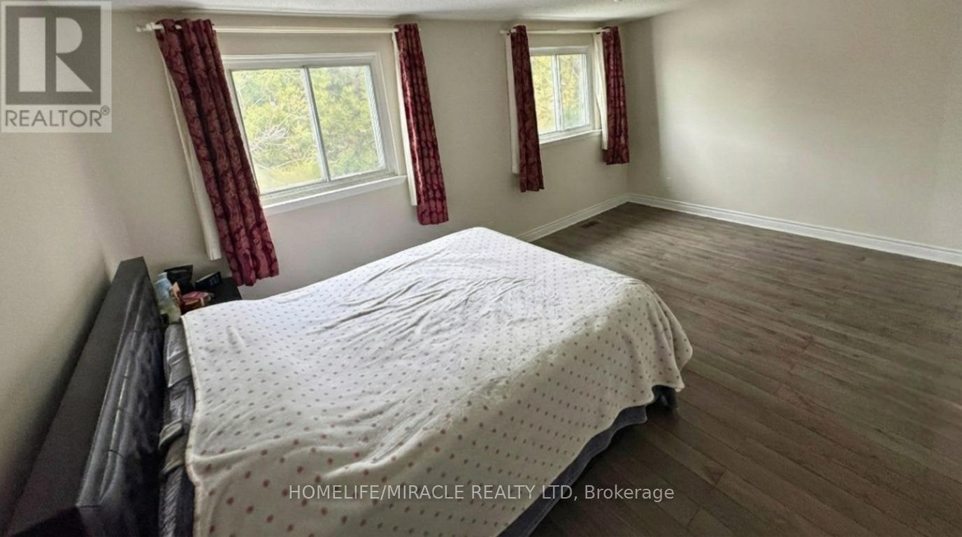 61 Moregate Crescent, Brampton, ON - Indoor Photo Showing Bedroom