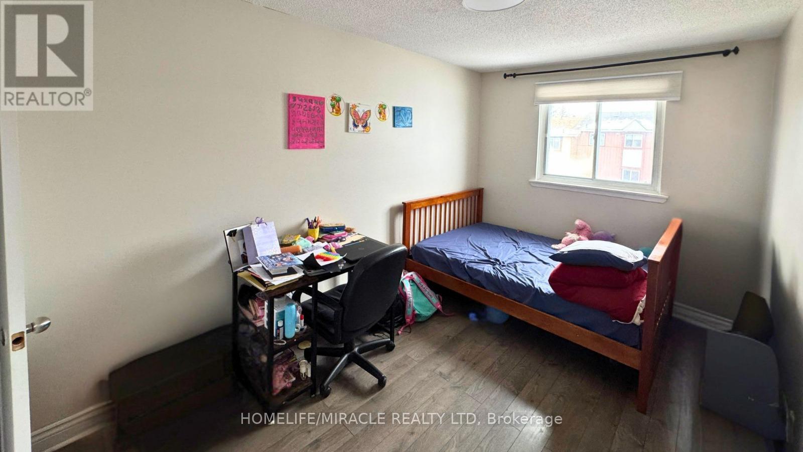 61 Moregate Crescent, Brampton, ON - Indoor Photo Showing Bedroom