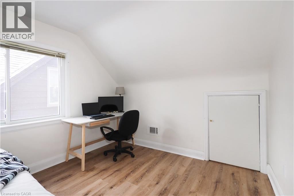 44 Garden Avenue, Kitchener, ON - Indoor